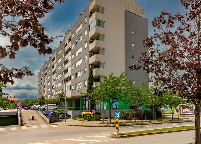 Amarena With Free Private Parking Lejlighed