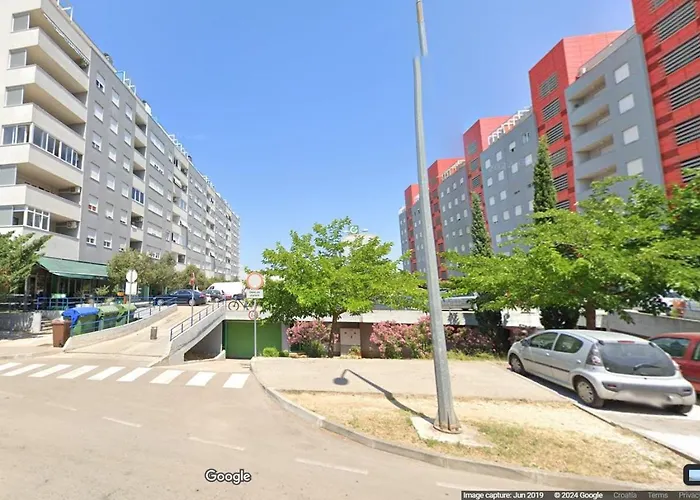 Amarena With Free Private Parking Lejlighed