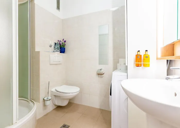 Amarena With Free Private Parking Daire Zadar