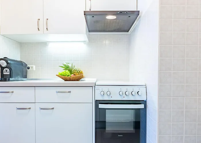 Daire Amarena With Free Private Parking *